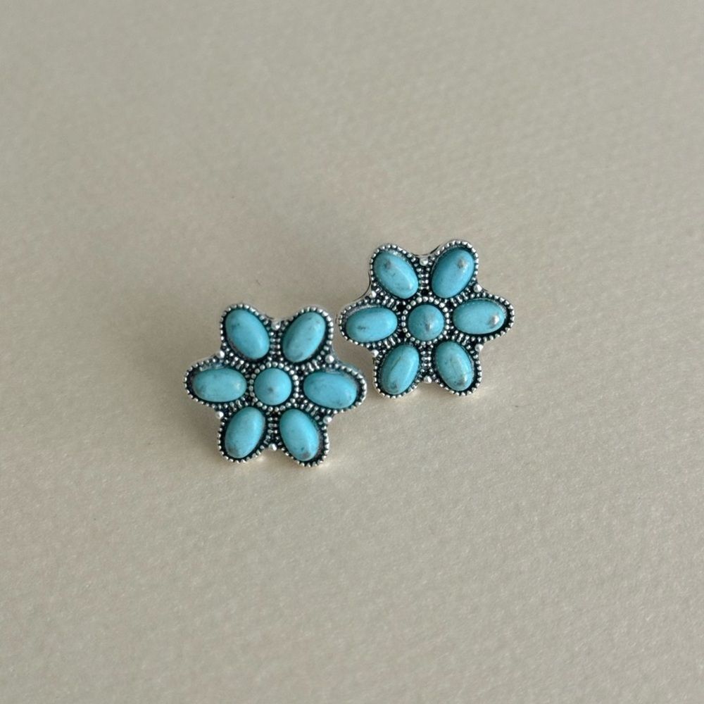 Turquoise Flower Stud Earrings N1752
